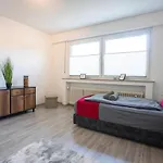 Apartment Livemore24 - 2 In Wlan - Smart-tv - 24-7 Check-in Und Kueche