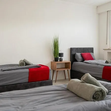 Livemore24 - 2 In 24-7 Check-in Apartmán *