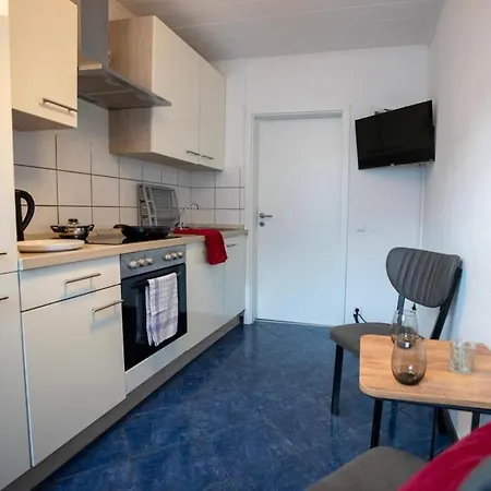 Livemore24 - 2 In 24-7 Check-in Apartmán *